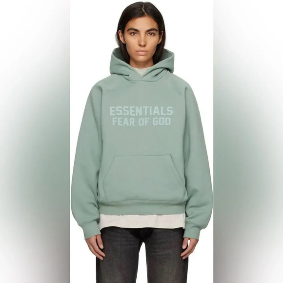 ESSENTIALS Fear of God Hoodie in Sycamore - Picture 1 of 13
